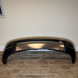 OEM 2019-2024 Rolls Royce Cullinan Rear Bumper Cover with Valence & Exhaust Tips