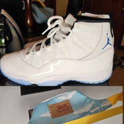 Jordan Legend Blue 11 / LEVI SIMPSON FANNY/CROSSBODY