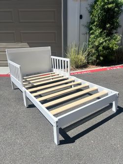 Toddler Bed Frame $30