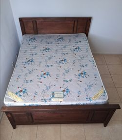Queen solid wood bed frame with spring box and floral print mattress