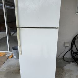 General Electric Refrigerator 