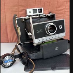 Polaroid Automatic 250 Land Camera - Vintage Instant Camera W Timer N Case 