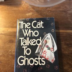 Number 11 Lilian Jackson Braun The Cat Who Talked To Ghosts Hardcover Book 