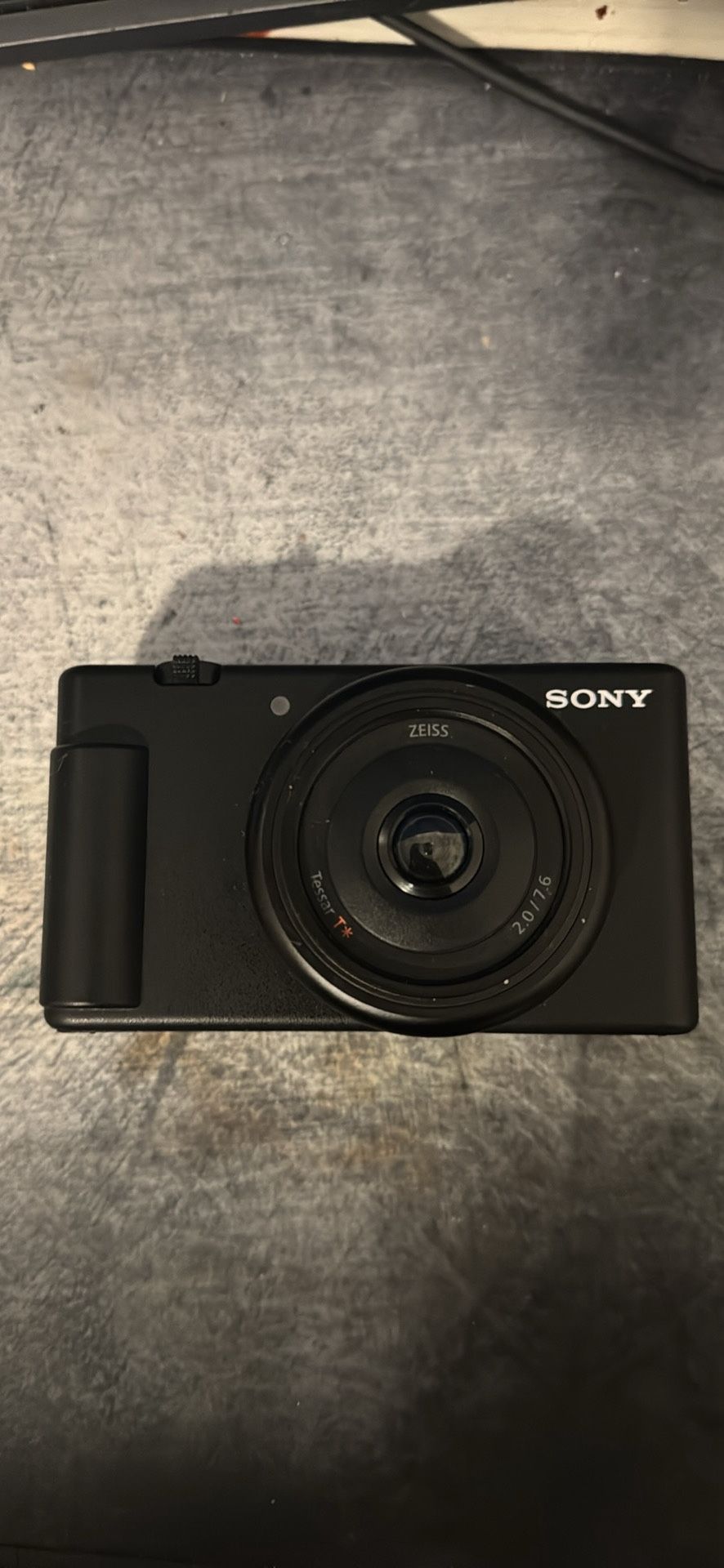 Sony ZV-1F 20.1MP Vlogging Camera Black W/Battery