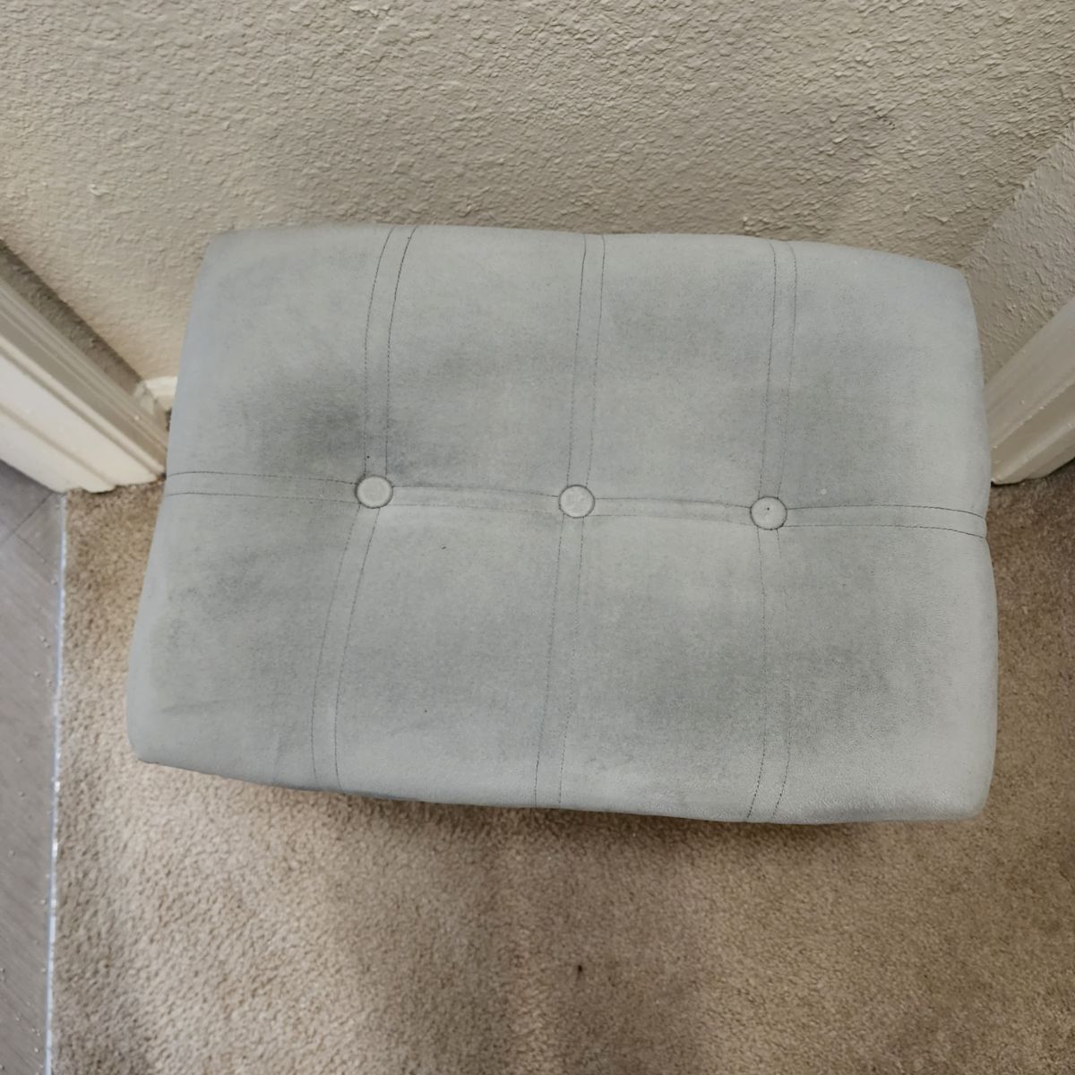 Cushioned Seat , Great Quality . Sturdy Frame .