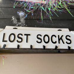 Hearth And Hand - Lost Socks Laundry Room Sign