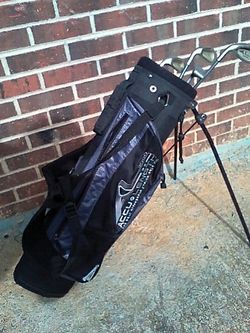 Golf club set for junior acculynx bag and for clubs