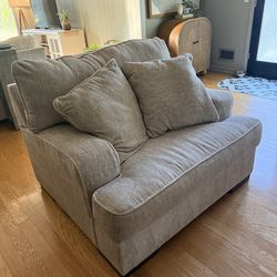 Oversized chair/ loveseat