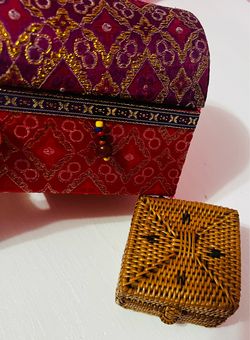 Vintage Jewelry box