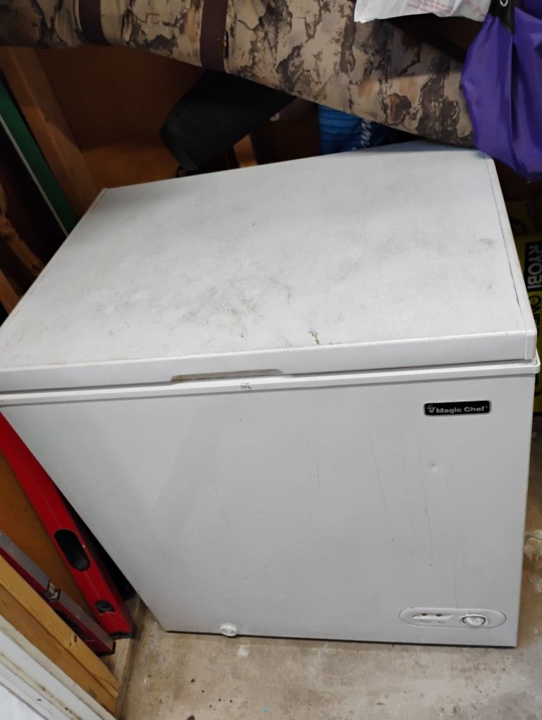Magic Chef Freezer