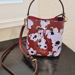 KATE SPADE NEW YORK Eva Wildflower Bouquet Small Bucket Bag **NEW**