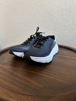 Hoka - Rincon 3 - Size Women 6