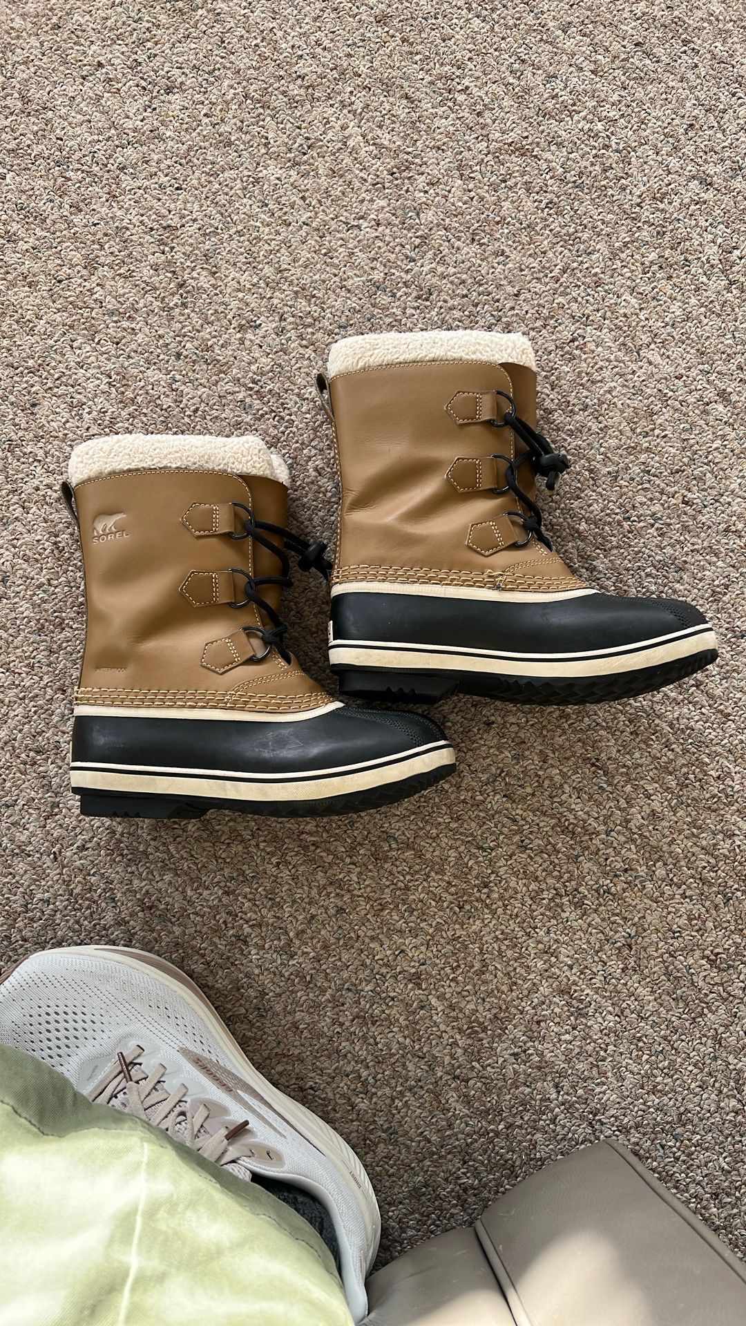 Faux Sorel Kids Winter Boots Size 3