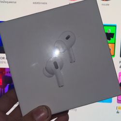 Apple AirPods Pro 2nd Generation MagSafe Charging Case