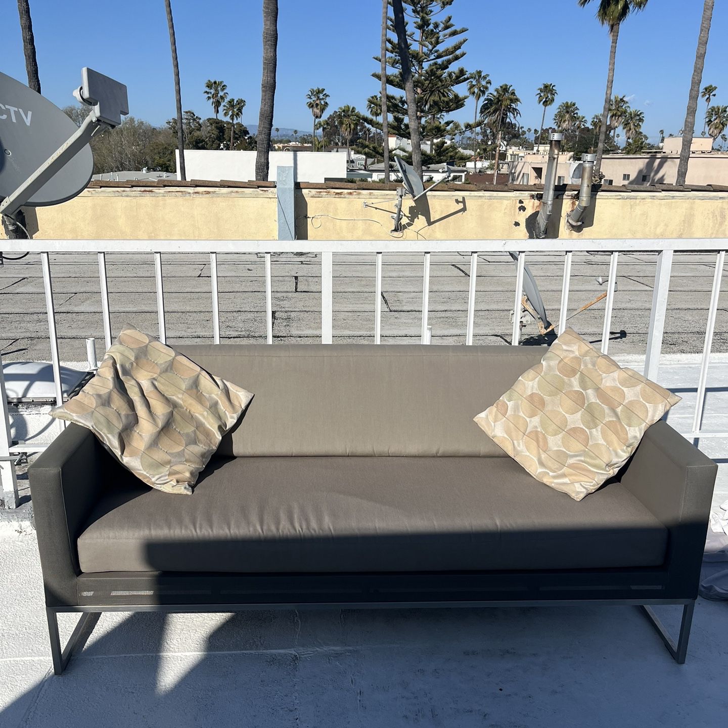 Crate & Barrel Outdoor Couch 