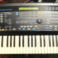 roland E-86 Intelligent 61 key 5 Octive Synthesizer Flobby/USB swap and  great 2.1 quality sound