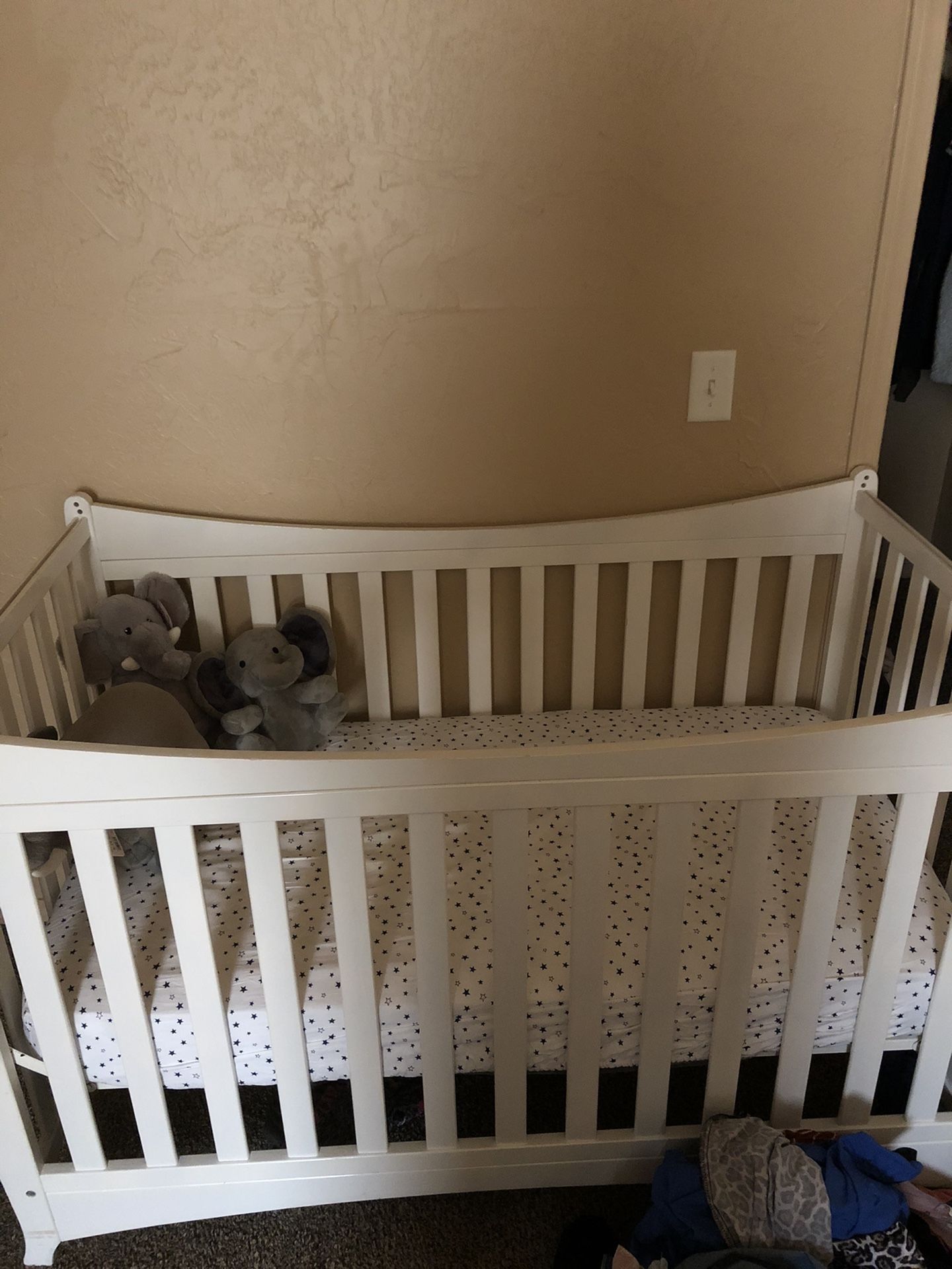 Baby crib