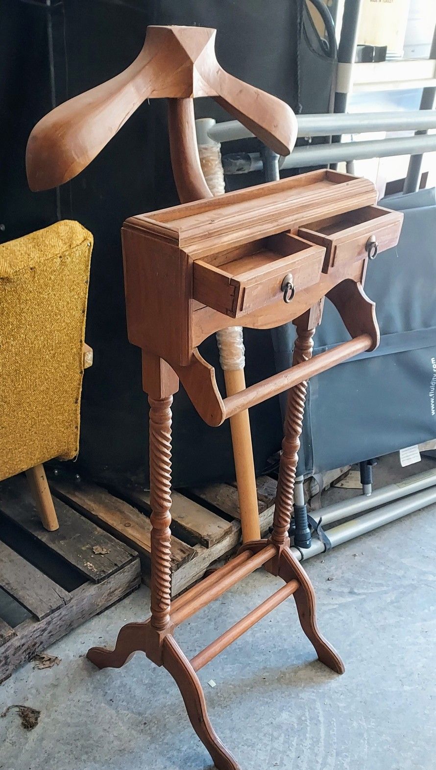 Mid-century Modern Mahogany Valet Gentleman's Butler