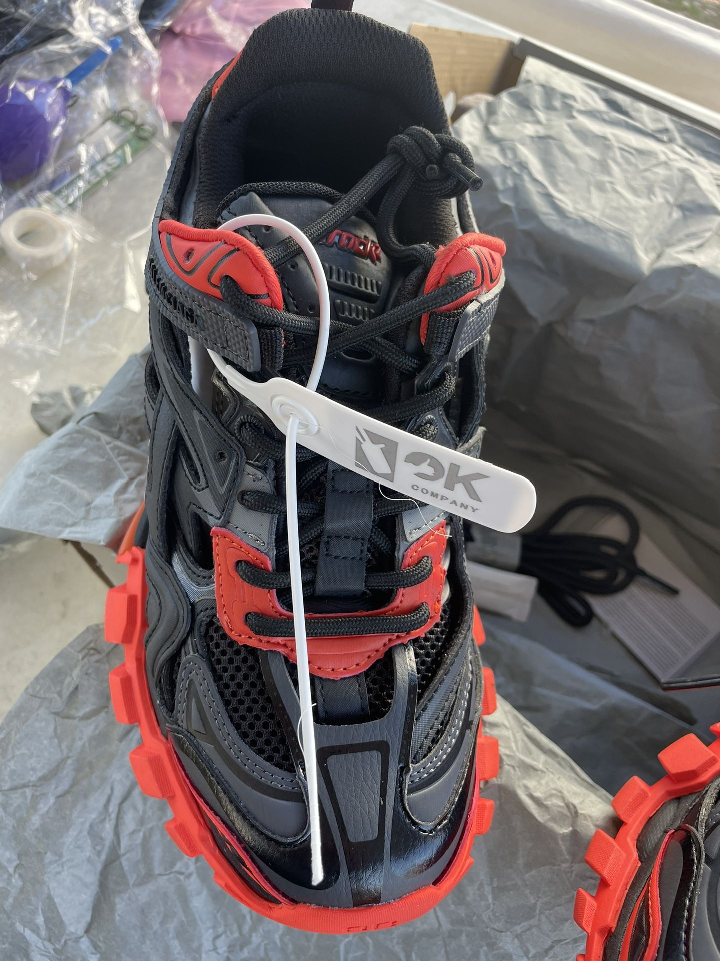 Balenciaga Track.2 Sneaker Black/Red Release