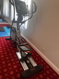 NordicTrack Elite 12.7 Elliptical