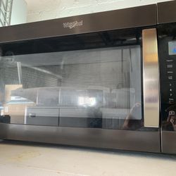 Whirlpool Microwave Over The Stove Black Stainless Excellent Condition. Warranty. 2522 Market St Ft Myers 33901