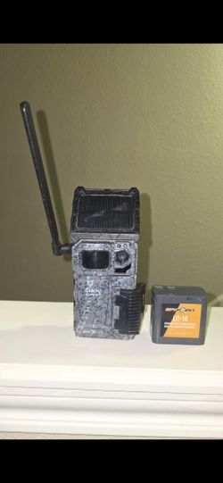 Spypoint  Solar Camera And Rechargeable Battery 