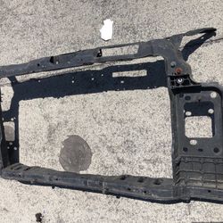 2011-2016 Hyundai Elantra GT radiator Support Oem