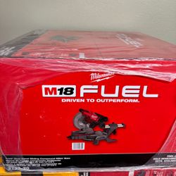 Milwaukee M18 FUEL 18V Lithium-Ion Brushless Cordless 7-1/4 in. Dual Bevel Sliding Compound Miter Saw (Tool-Only)