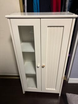 White cupboard