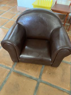 LakeShore Leather Chair 
