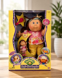 2007 Cabbage Patch Kids Magic Glow Surprise - Hannah Joy - NEW IN BOX