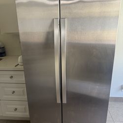 Whirlpool side by side fridge.