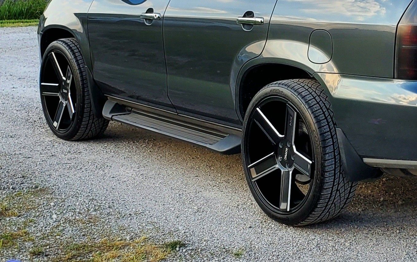 22" Wheels And Tires