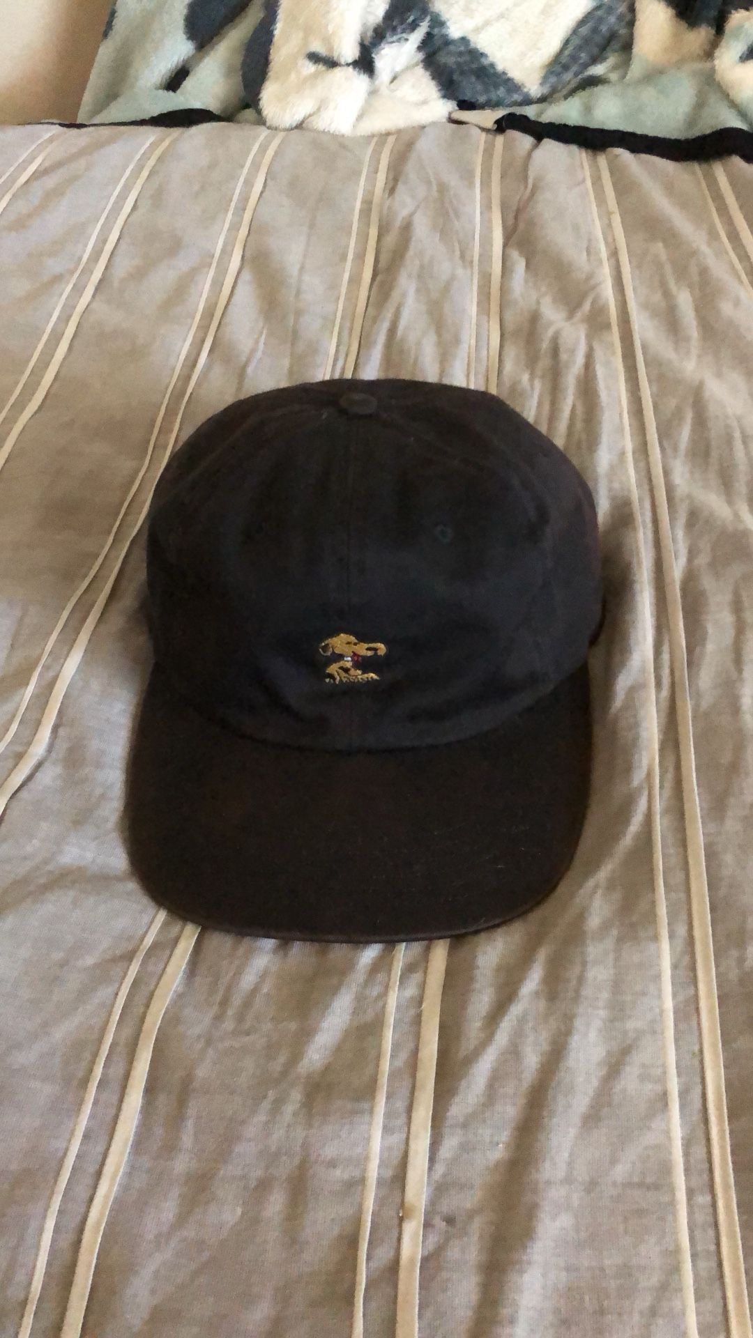 SUPREME Snoopy Vietnam Hat