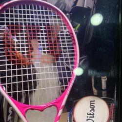 Womans Tennis Racquet Wilson 