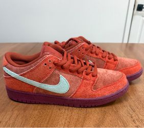 Nike SB Dunk Low Pro PRM Men’s | Mystic Red / Emerald Rise | Size 9.5 [NWT]