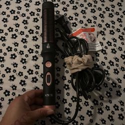 Hair Straightener Black Soleil Comb