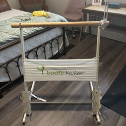 Booty Kicker Barre Foldable 