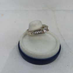 Sterling Silver Ring with simulated diamonds