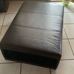 Leather cushions for living room and sofa (feel classy and gorgeous anywhere in your home)
