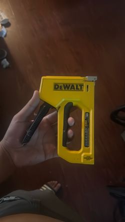 Dewalt Stapler