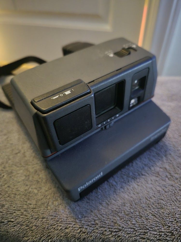 Vintage Polaroid Impulse AF 600 Plus Instant Film Camera