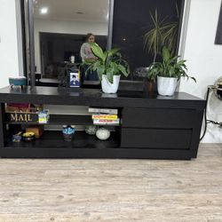 TV stand 