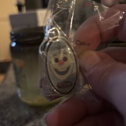 Disney Olaf Pin 2017 Funko Member Subscription Winter Mystery Box!