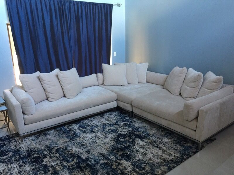 Z Gallerie Sectional Original Price 4000 Letting It Go For 3000 M Zgallerie Com P Ventura Sectional Aspx For Sale In Miami Gardens Fl Offerup