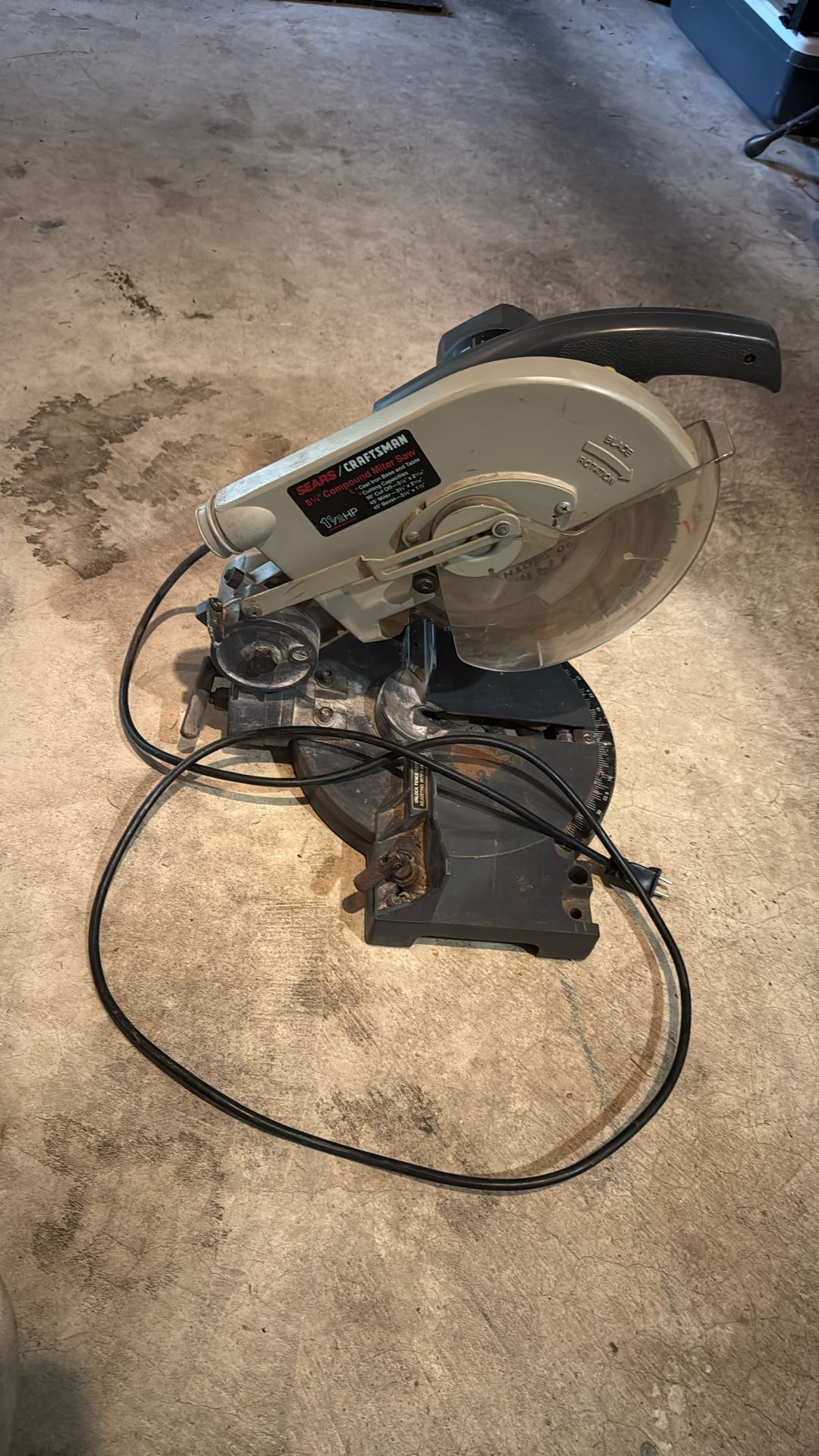 1 1-2 HP Craftsman 8 1/4" Compound miter Box