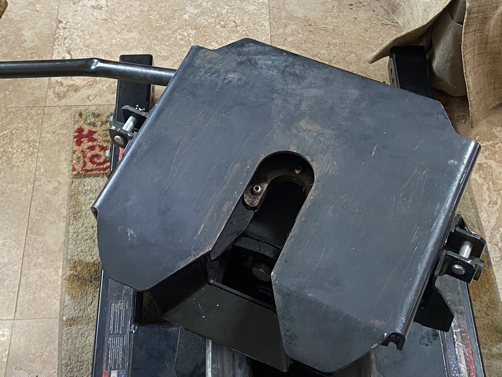 Pull Rite Slider Hutch