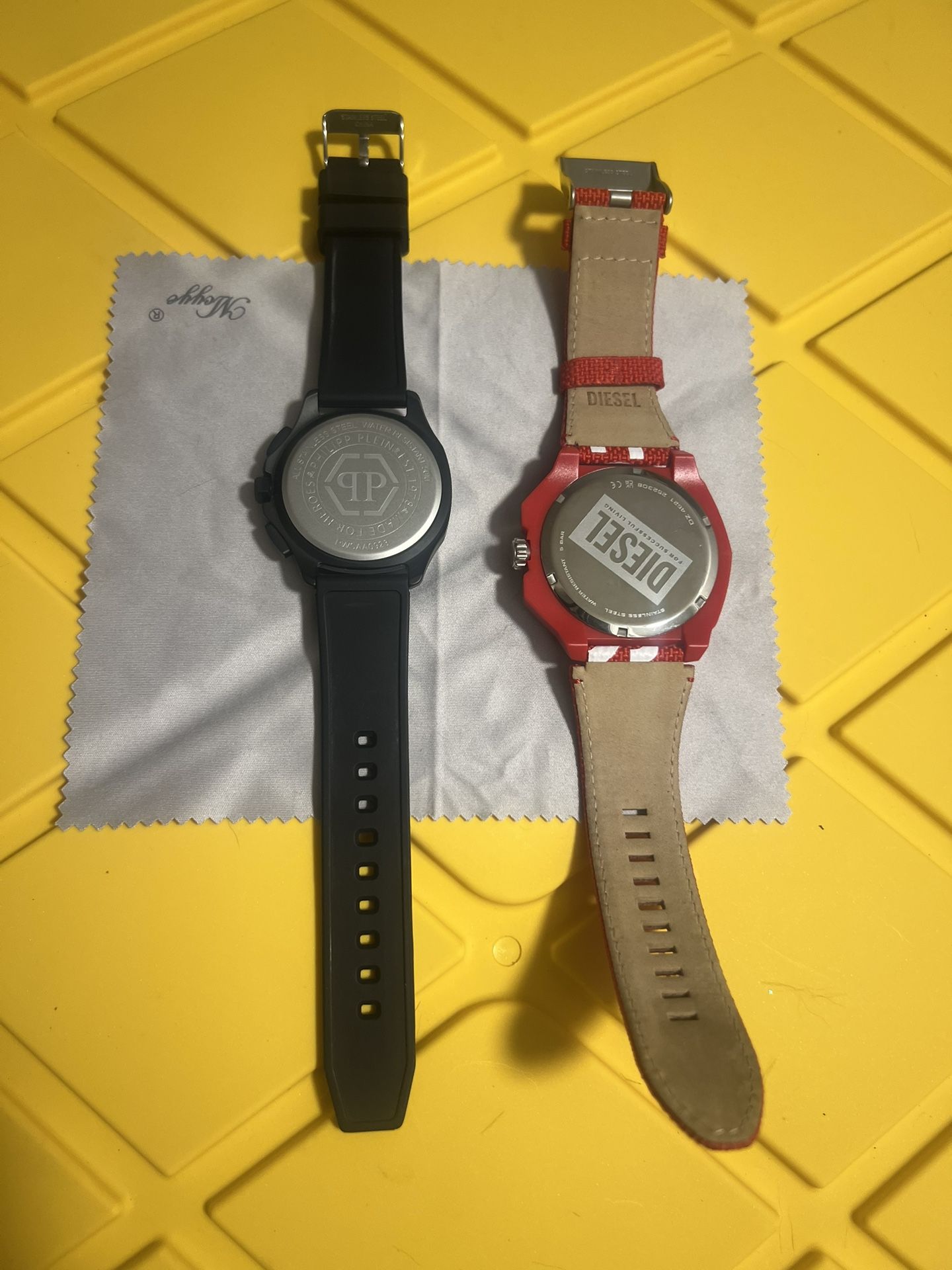 と Philip Plein Watch