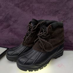 Size 7 Adult Snow ❄️🌨️ Winter ☃️❄️ Boots