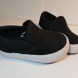 New Unisex Toddler 5 Slip-On Canvas Sneaker